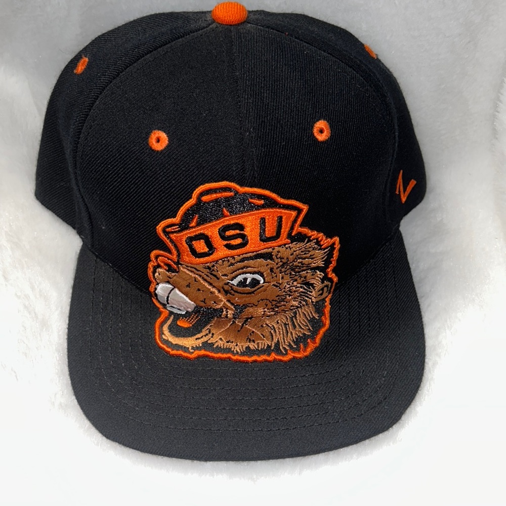 Oregon state beavers snap back hat